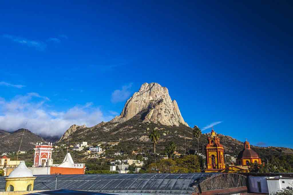 Santiago de Queretaro - Boundless Roads
