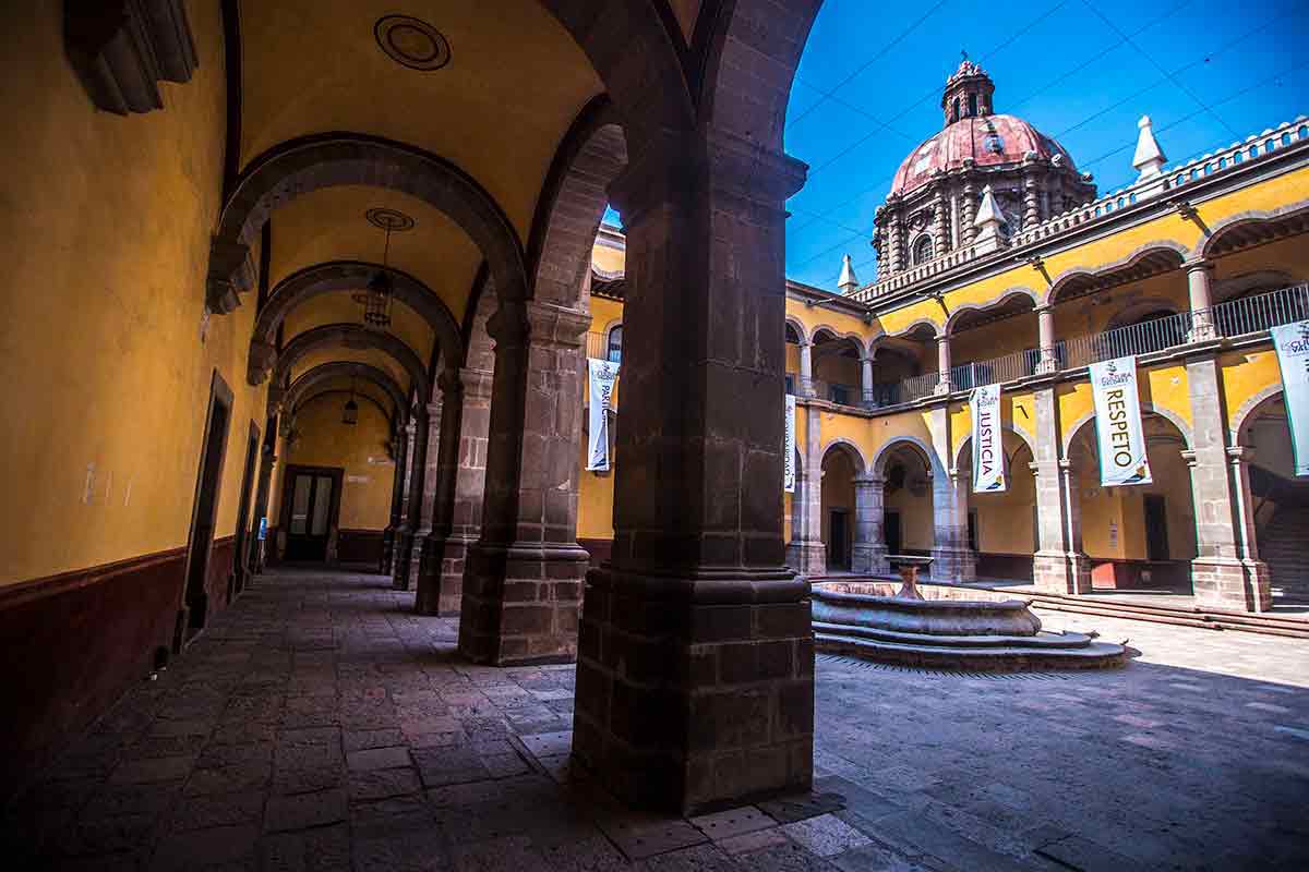 Santiago de queretaro - Boundless Roads